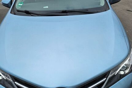 Toyota Auris 132.000 km 9.999 &euro; Groß gerau 64521