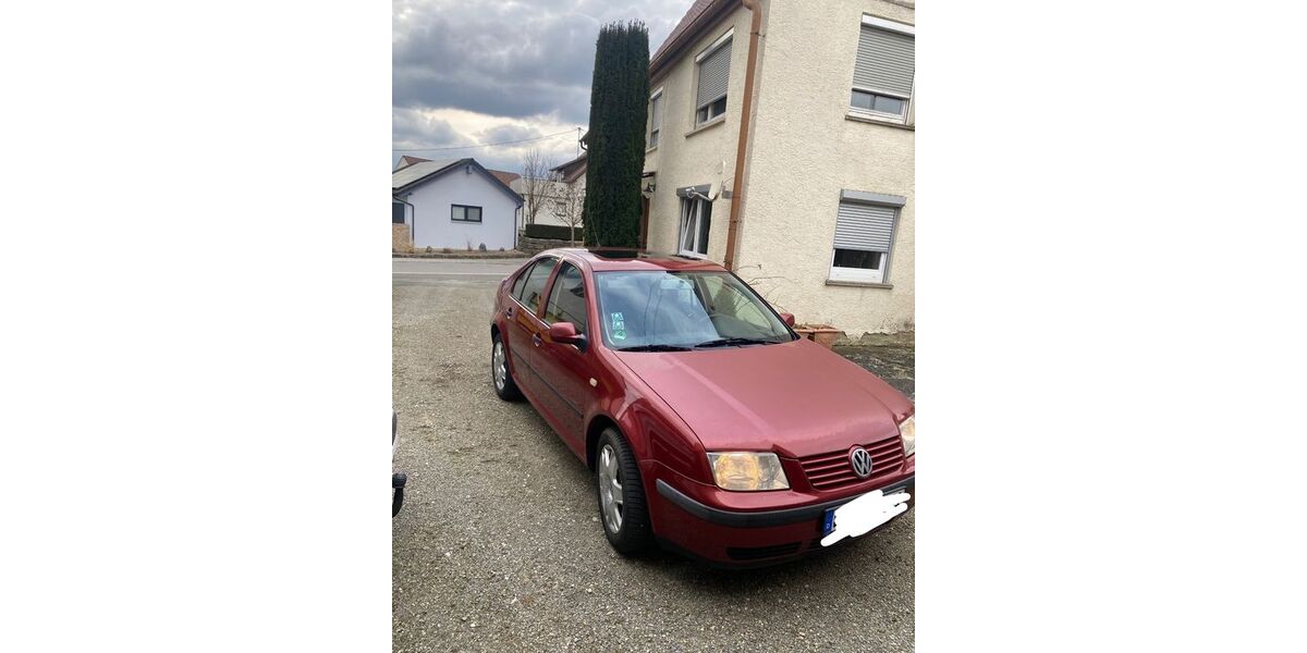 VW Bora 127.500 km 1.750 &euro; Langenenslingen 88515