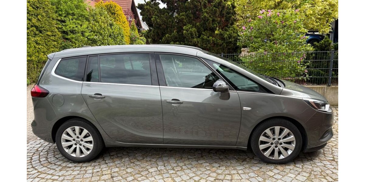 Opel Zafira Tourer 65.799 km 14.300 &euro; Lehrte 31275