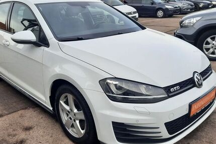 VW Golf