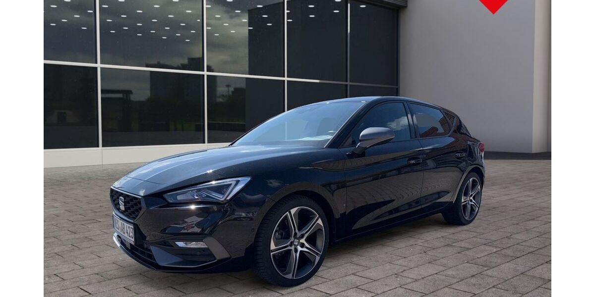 Seat Leon 14.600 km 24.400 &euro; Burglauer 97724