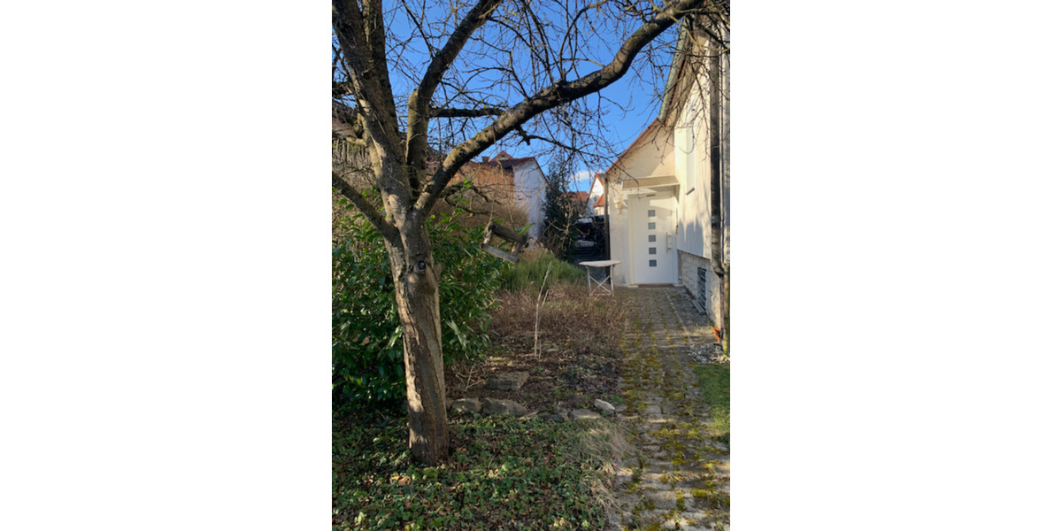 Haus statt Wohnung mieten - Renoviertes EFH mit grossem Garten 4 zimmer