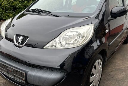 Peugeot 107 77.900 km 2.990 &euro; Sandhausen 69207