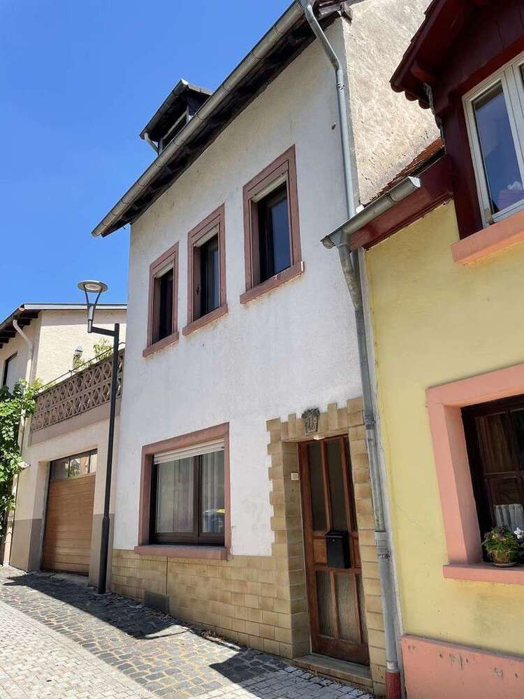 Haus zum Kaufen in Oppenheim 135.000 € 100 m²