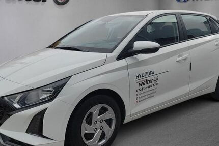 Hyundai i20 10.000 km 16.740 &euro; Pforzheim 75177