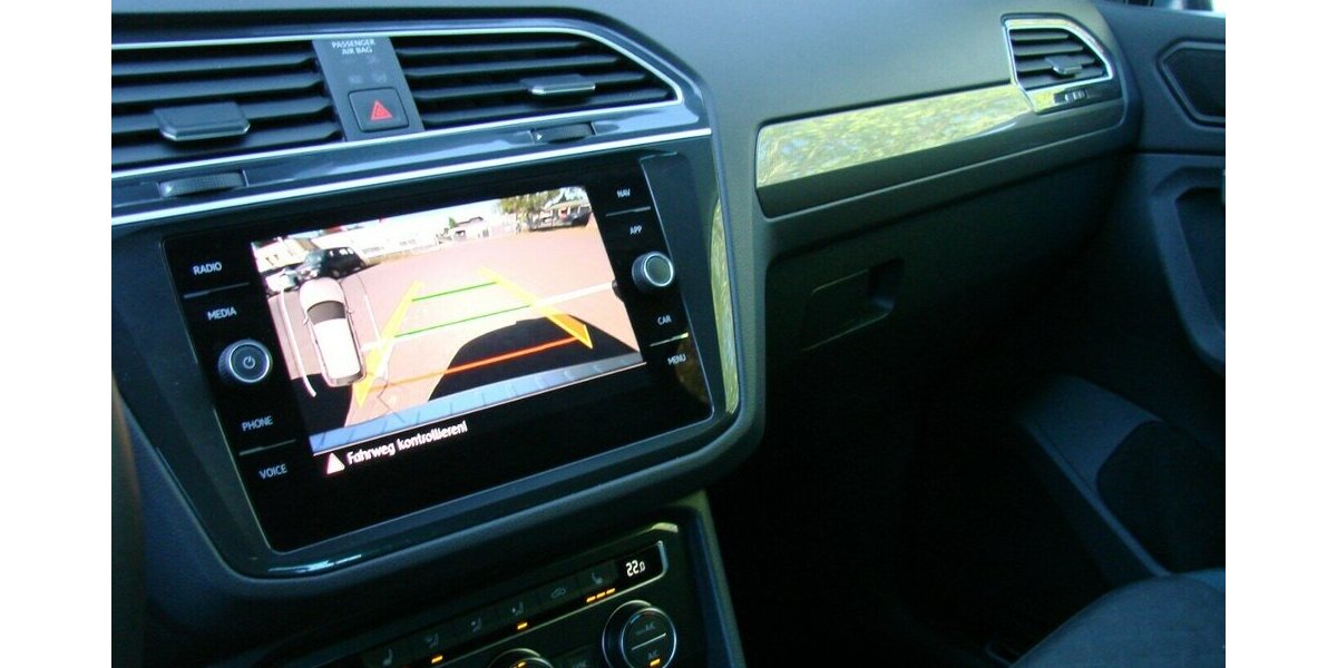 VW Tiguan 2.0TSi 4Motion R-line ACC Navi LED Kamera 22.247 km 27.980 € Falkensee 14612