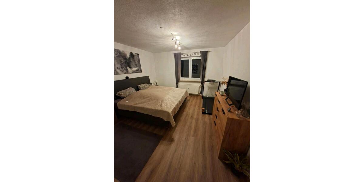 Kurzzeitvermietung (von 01.08.26 - 31.03.2027) 4 zimmer