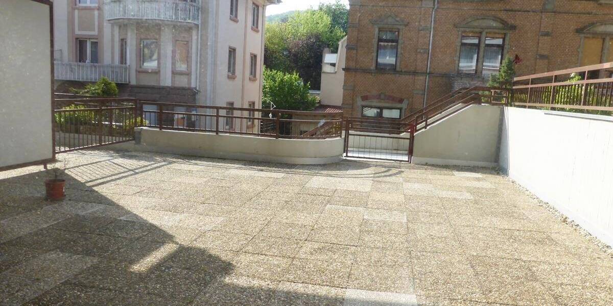 Etagenwohnung Bad Kissingen - 2 Zimmer, 104 m&sup2;, 220.000&euro; | Angebot:26015690