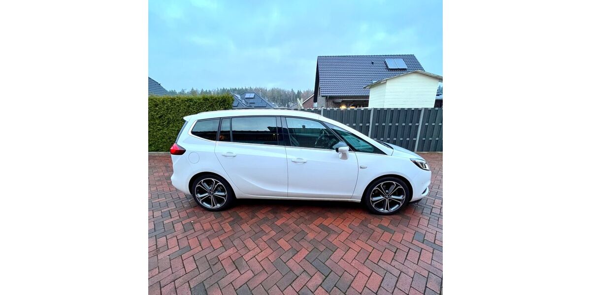 Opel Zafira Tourer 139.000 km 11.990 &euro; Molbergen 49696
