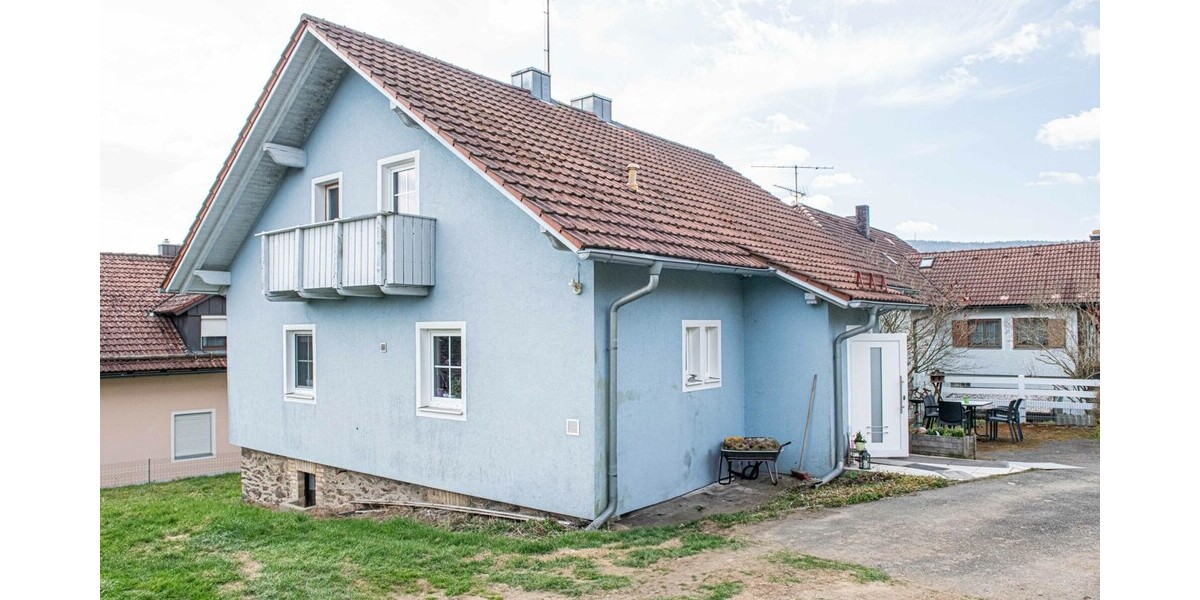 Einfamilienhaus mit großem Grundstück in ruhiger Lage - Einfamilienhaus Tiefenbach | Angebot:24788003
