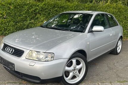 Audi A3 180.000 km 3.900 &euro; Friedrichsdorf 61381