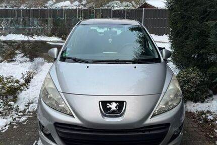 Peugeot 207 129.715 km 3.200 &euro; Bremen 28205
