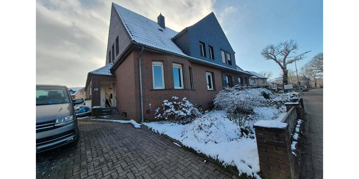 Doppelhaushälfte Hude (Oldenburg) - 5 Zimmer, 120 m&sup2;, 1.450&euro; | Angebot:25027434