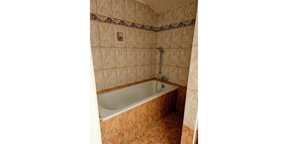 Dachgeschoßwohnung Bernau bei Berlin - 3 Zimmer, 100 m&sup2;, 1.200&euro; | Angebot:25510264