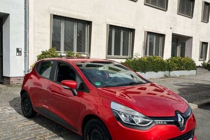 Renault Clio 172.000 km 3.200 &euro; Berlin 10827