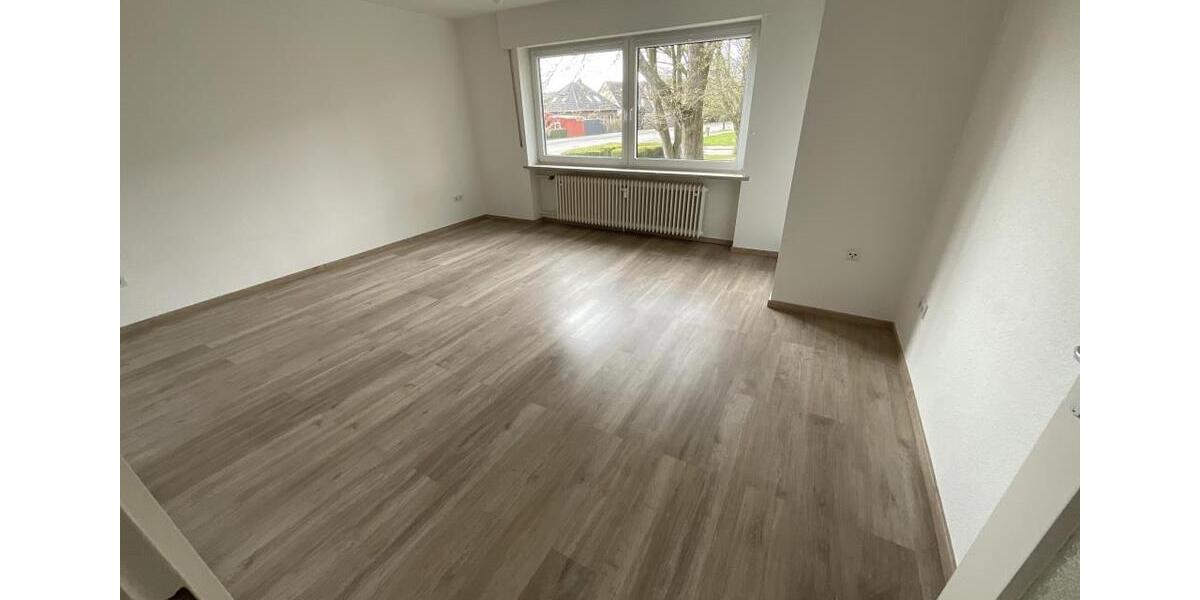 Erdgeschoßwohnung Wilhelmshaven Heppens - 4 Zimmer, 81 m&sup2;, 569&euro; | Angebot:25979178