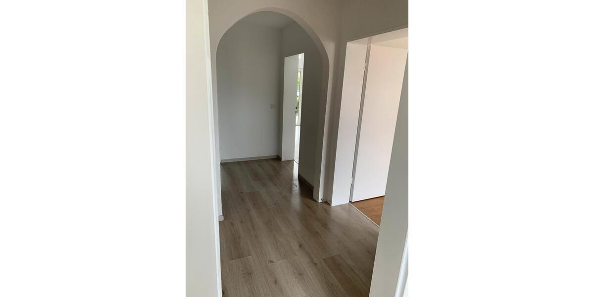 Erdgeschoßwohnung Bad Sassendorf - 2 Zimmer, 65 m&sup2;, 450&euro; | Angebot:25324903