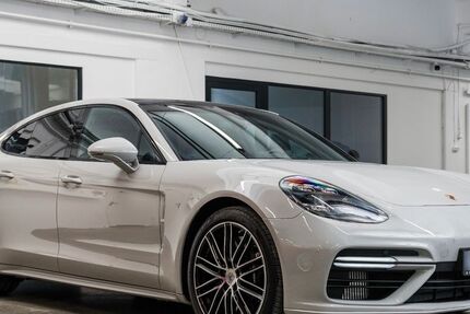 Porsche Panamera 58.000 km 76.900 € Kraków 30-72