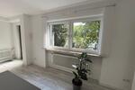 Modernes Studio mit ArbeitsZimmer und Garten