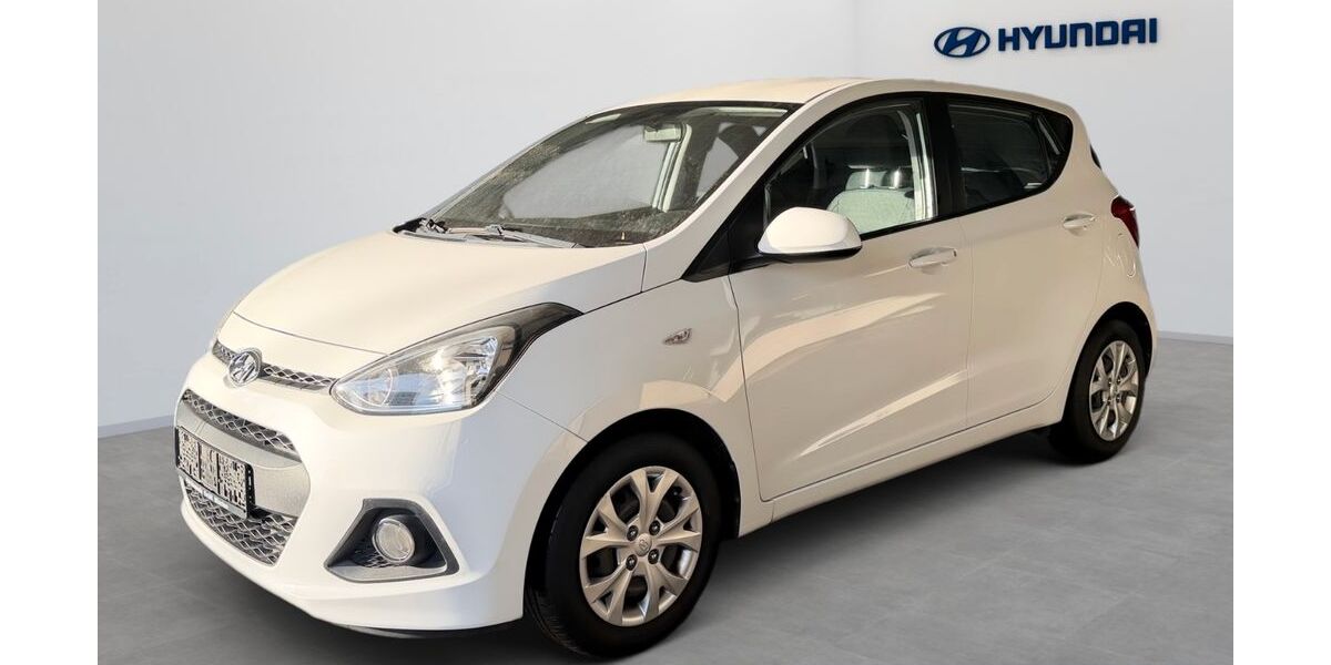 Hyundai i10 61.211 km 6.990 &euro; München 80807