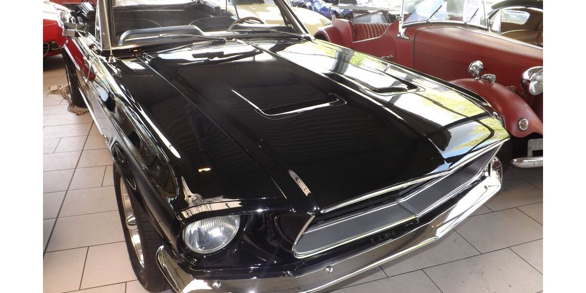 Ford Mustang 157.519 km 49.850 &euro; Mettmann 40822