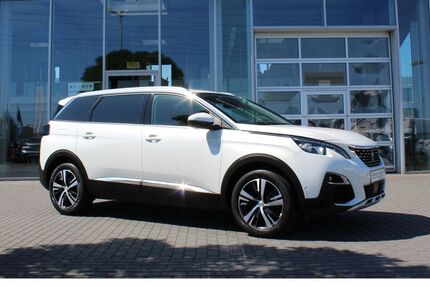 Peugeot 5008 51.076 km 23.993 &euro; Potsdam 14482