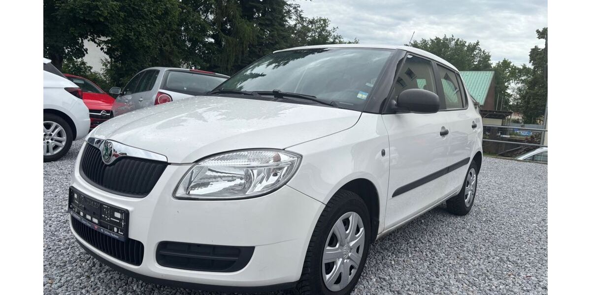 Skoda Fabia 71.871 km 4.990 &euro; Paderborn 33104