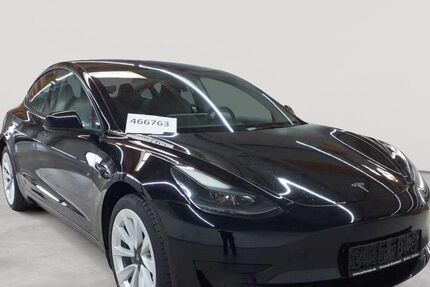 Tesla Model 3 51.197 km 27.990 &euro; Fernwald-Steinbach 35463