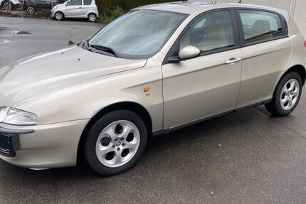 Alfa Romeo 147 41.700 km 5.999 &euro; Remscheid 42855