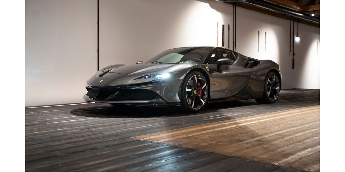 Ferrari SF90 2.034 km 375.000 &euro; Landsberg am Lech 86899