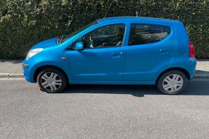 Nissan Pixo