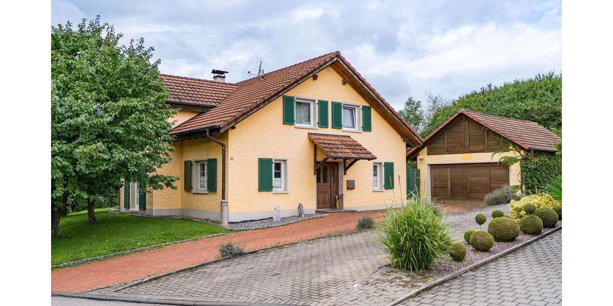 Haus zum Kaufen in Klettgau 629.000 € 171.2 m² 5.5 zimmer