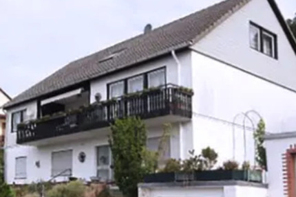 Attraktive 3-Zimmer- Dachgeschoßwohnung mit EBK in Ronshausen