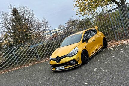 Renault Clio 107.000 km 16.000 &euro; Bornheim 53332