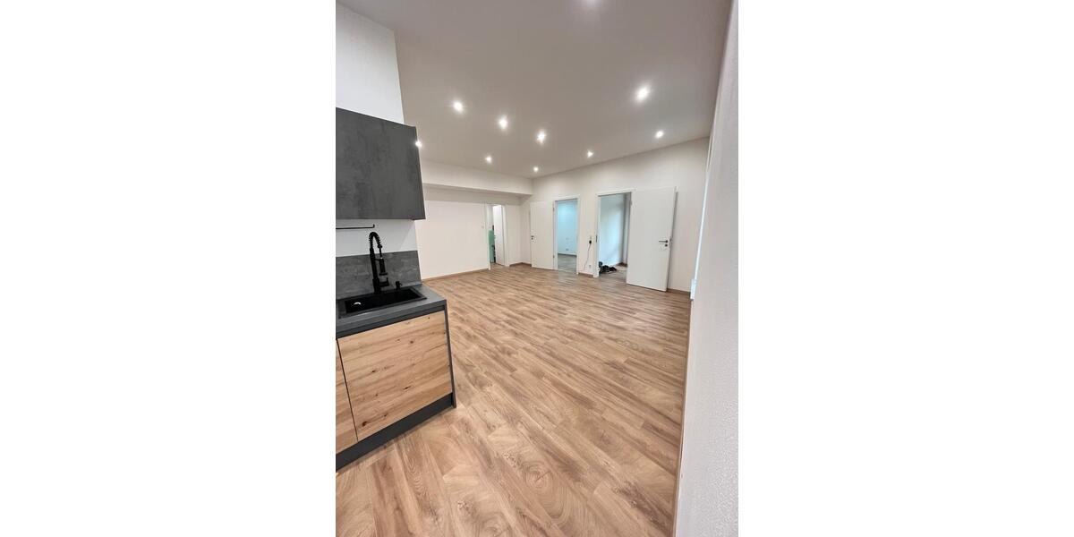Erdgeschoßwohnung Waldkirchen - 2.5 Zimmer, 70 m&sup2;, 540&euro; | Angebot:26704330