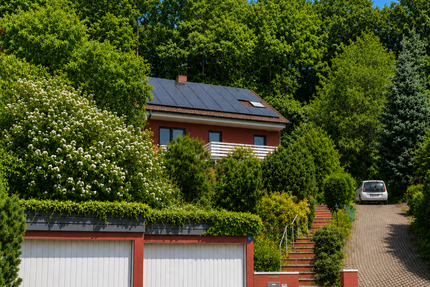 Provisionsfrei* 1-2-Familienhaus in Bestlage - 1.404 m² Grundstück mit weiterem Baurecht - Haus Rödental | Angebot:27005881