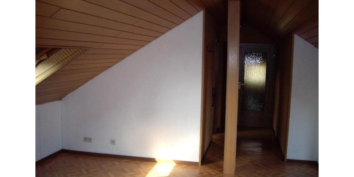 Dachgeschoßwohnung Bruchköbel - 2 Zimmer, 58 m&sup2;, 926&euro; | Angebot:26481559