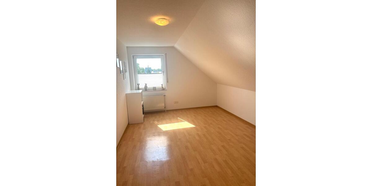 Reihenhaus Haren (Ems) - 8 Zimmer, 225 m&sup2;, 420.000&euro; | Angebot:26689252