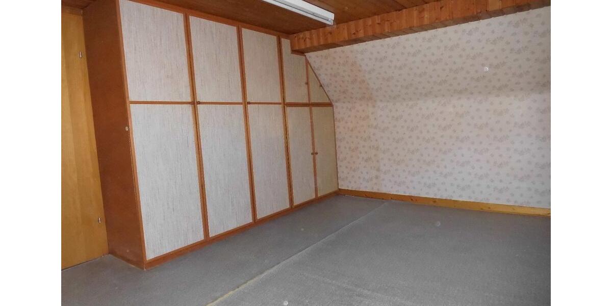 Bauernhaus, Landhaus Radevormwald - 5 Zimmer, 150 m&sup2;, 1.200&euro; | Angebot:24387571