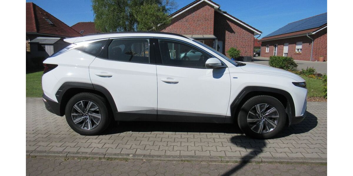 Hyundai TUCSON 48.500 km 21.500 &euro; Rhauderfehn 26817