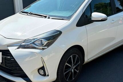 Toyota Yaris 98.200 km 10.200 &euro; Dresden 01129
