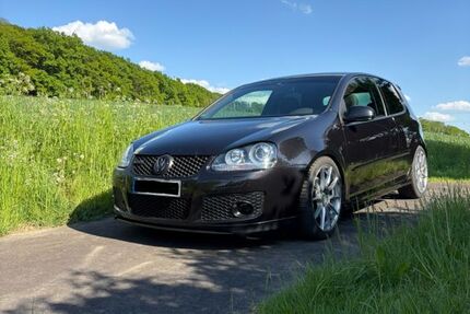VW Golf 180.500 km 7.900 &euro; Oberirsen 57635