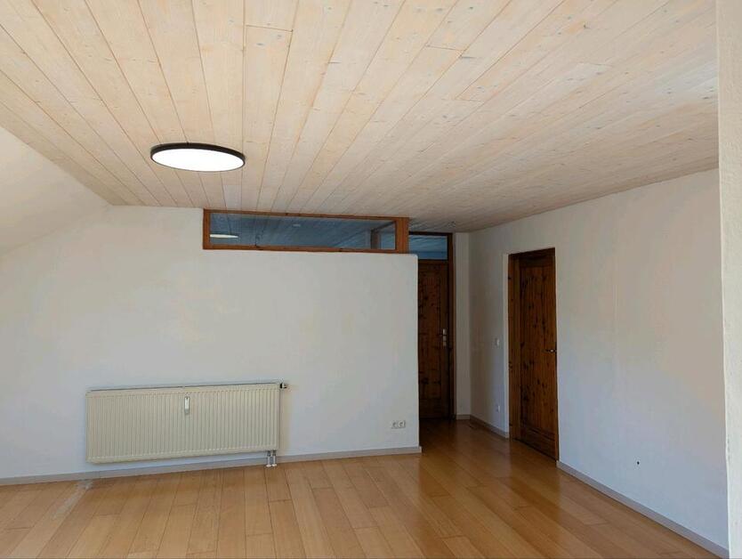 Wohnung 3 Zimmer 94m² mit Keller und Balkon