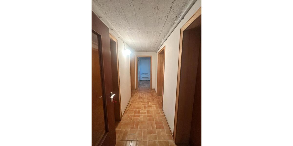 Erdgeschoßwohnung Badem - 6 Zimmer, 136 m&sup2;, 660&euro; | Angebot:26363185