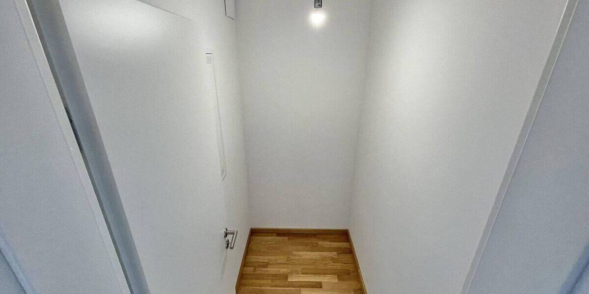 Etagenwohnung Nürnberg Muggenhof - 3 Zimmer, 86 m&sup2;, 1.390&euro; | Angebot:26257612