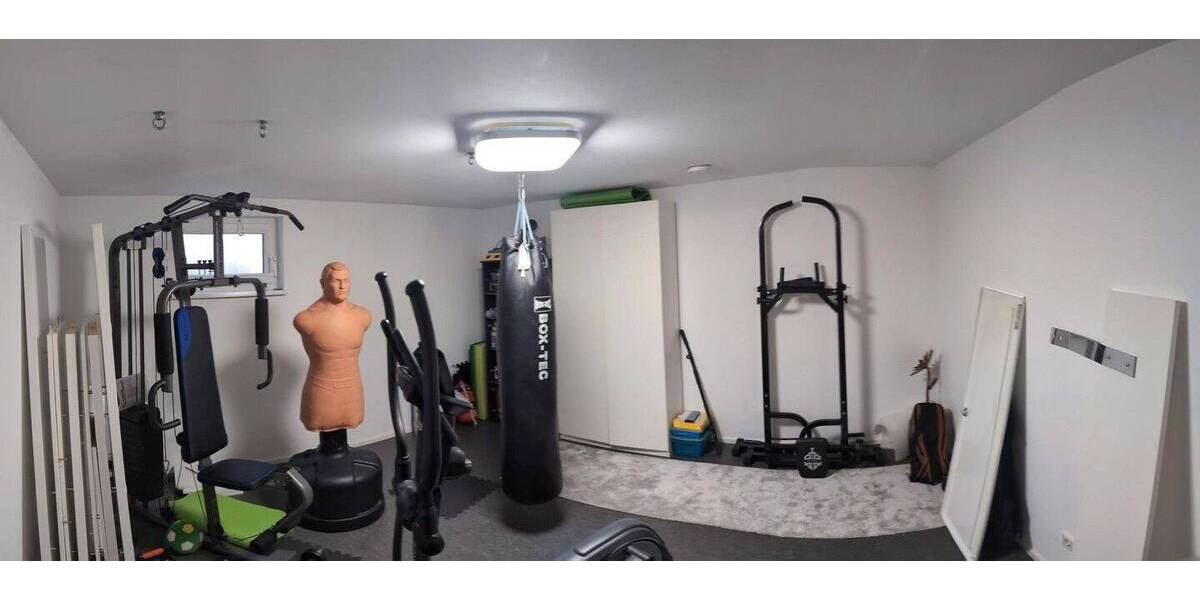 Modernes Einfamilienhaus in sehr ruhiger Lage auf großem Grundstück in Ebnat mit Doppelgarage 5 zimmer