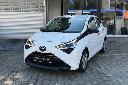 Toyota Aygo (X) 106.220 km 6.390 &euro; münchen 81671