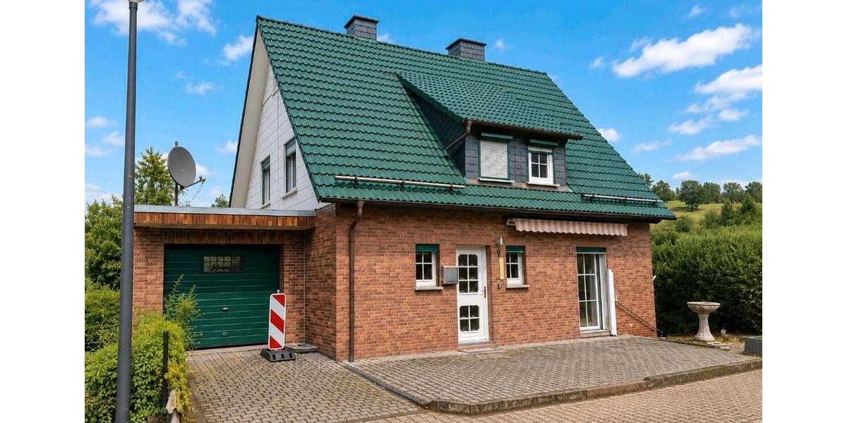 Einfamilienhaus Erndtebrück - 7 Zimmer, 140 m&sup2;, 285.000&euro; | Angebot:27096776