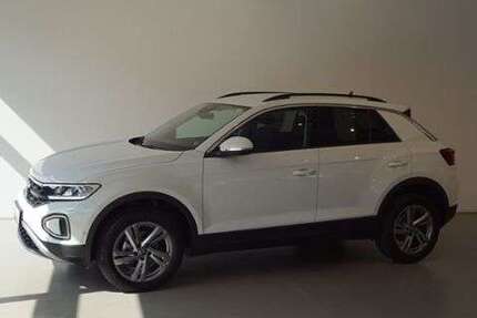 VW T-Roc 12.000 km 26.749 &euro; Friesoythe 26169