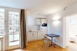Möbliertes Apartment mit Einbauküche zimmer
